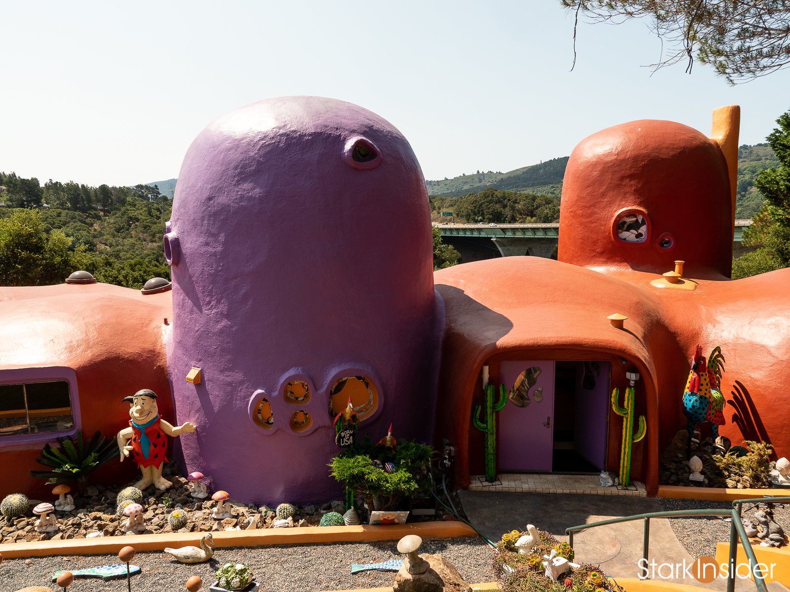 Flintstone House interior unique architectural design - Hillsborough home